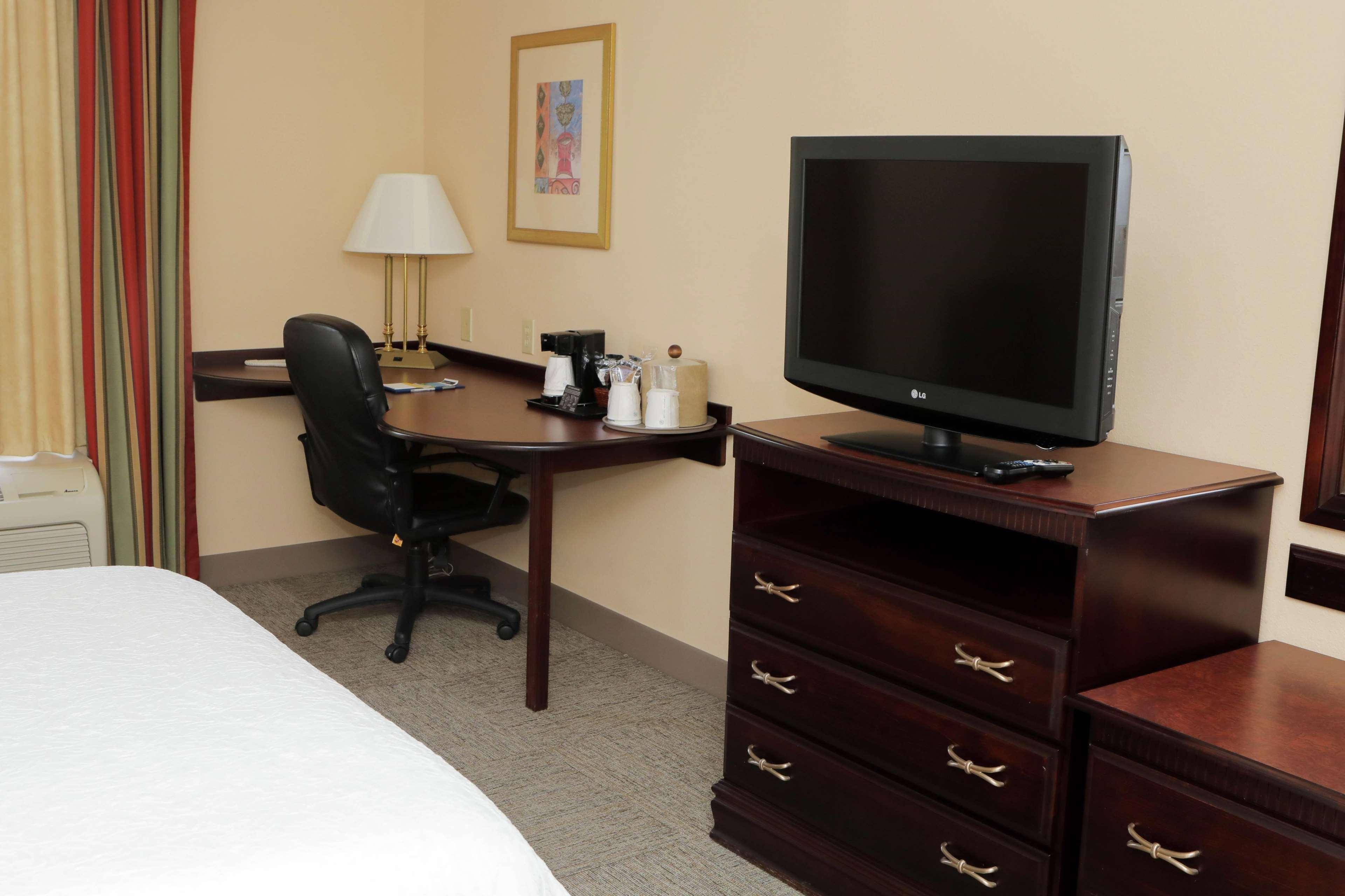Hampton Inn By Hilton Clinton Dış mekan fotoğraf