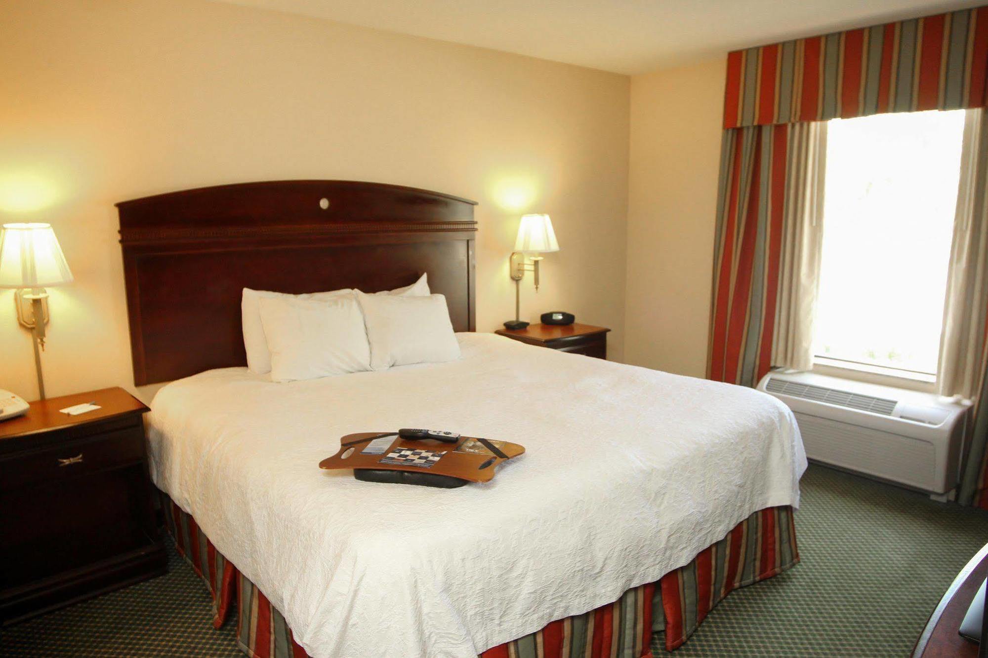Hampton Inn By Hilton Clinton Dış mekan fotoğraf